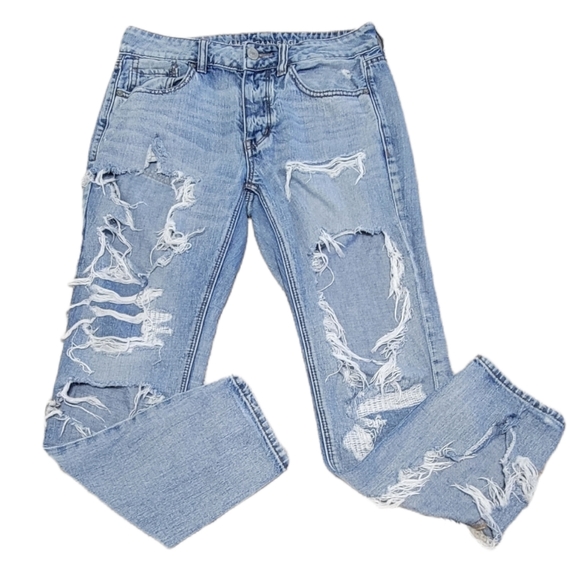 American Eagle Outfitters Denim - American Eagle Outfitter Busted Ripped Knee Distressed Jeans Size 6